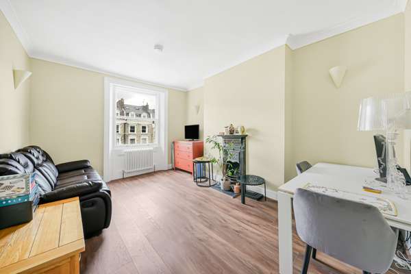Flat Sutherland Avenue in City of Westminster