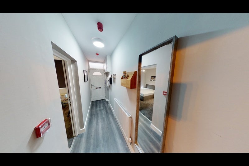 Room New Cross Street in Salford