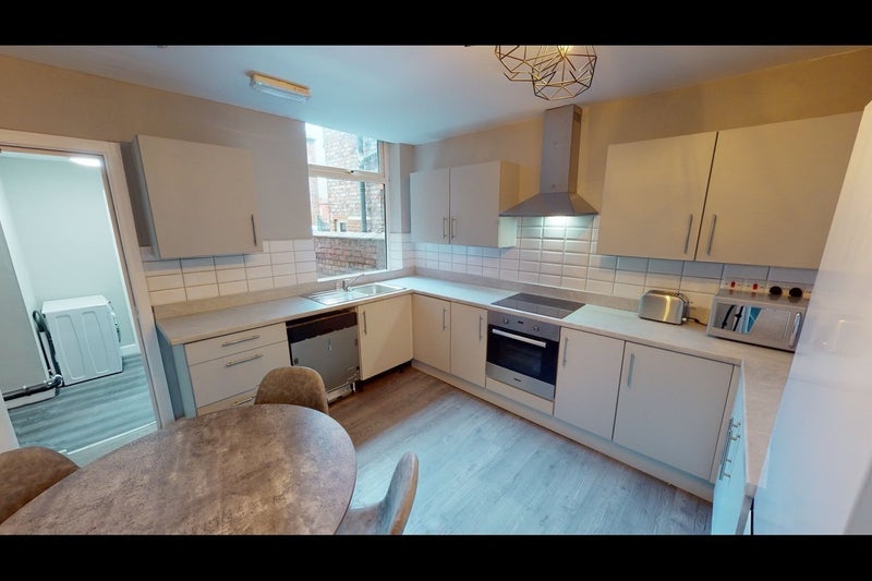 Room New Cross Street in Salford