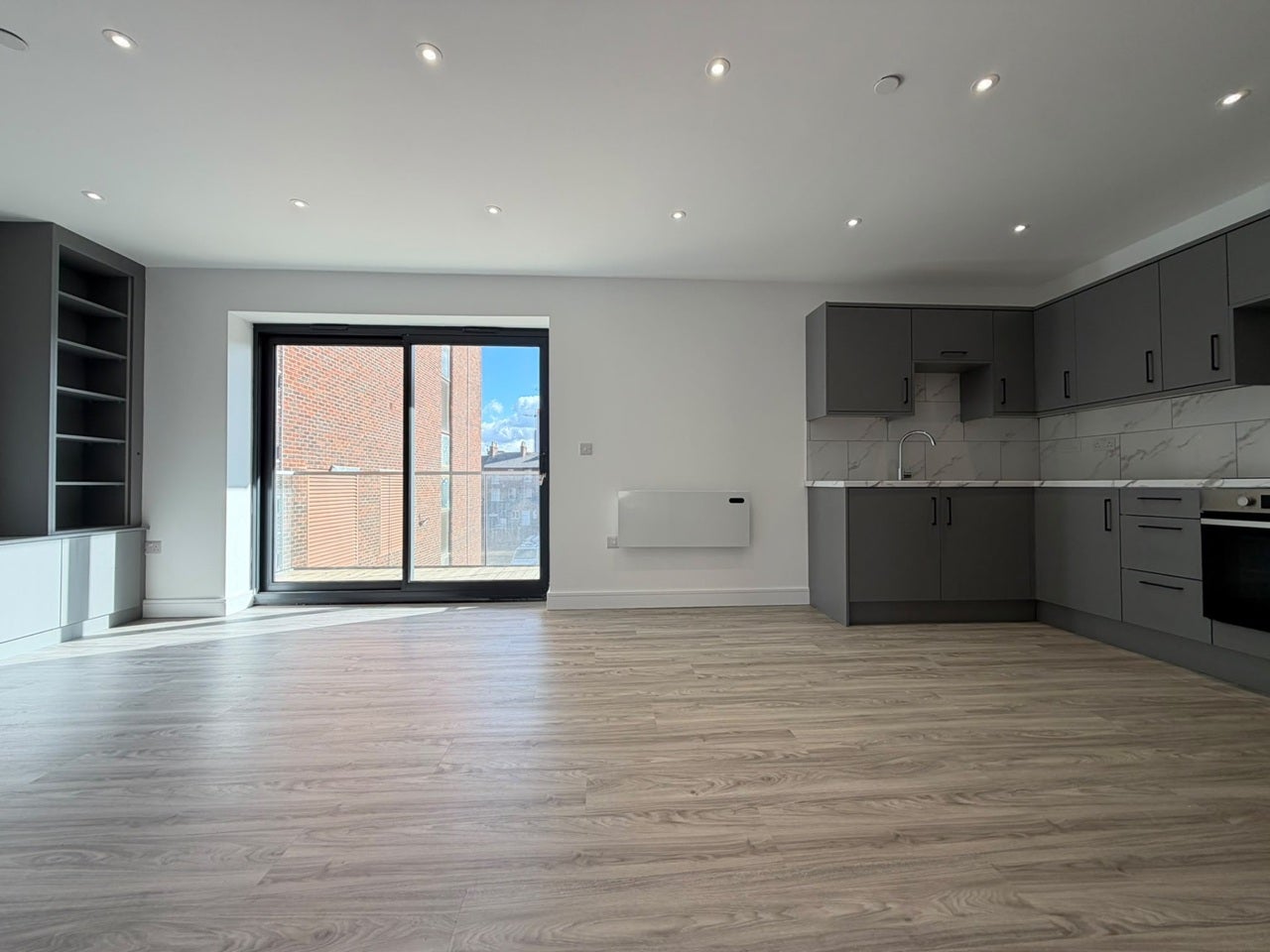 Flat Dunstable Place in Luton