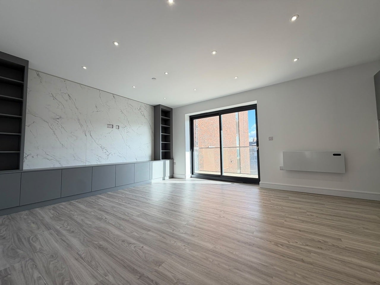 Flat Dunstable Place in Luton