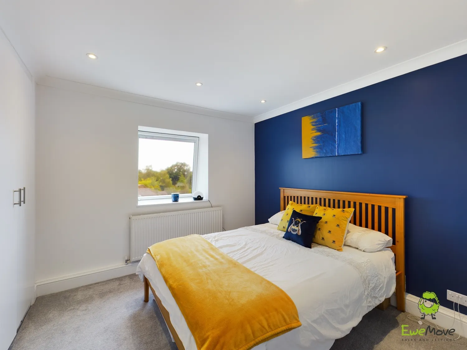 Flat Stanhope Road in Greater London