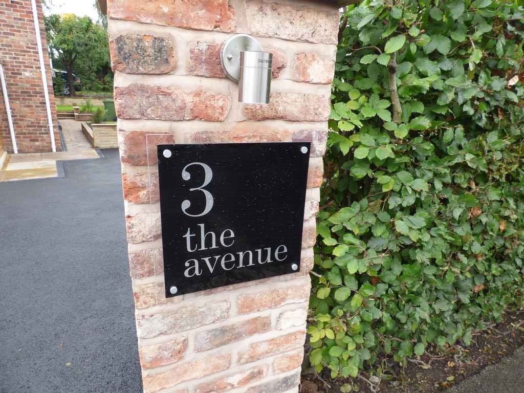 Flat Skipton Close in Hazel Grove