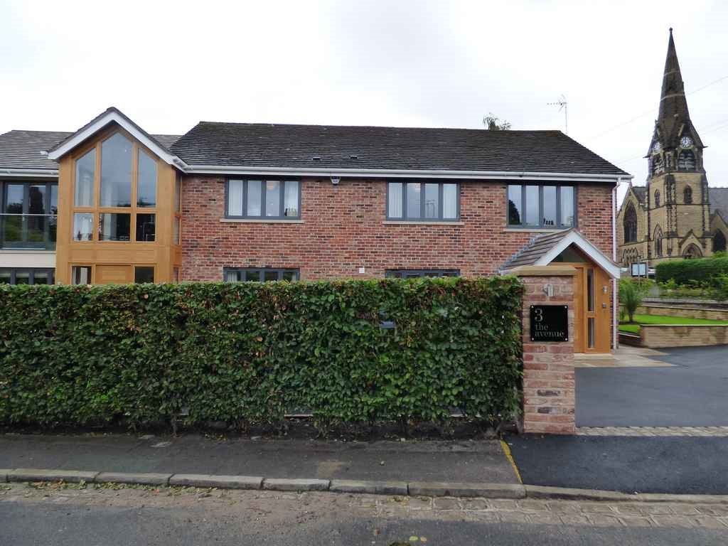 Flat Skipton Close in Hazel Grove