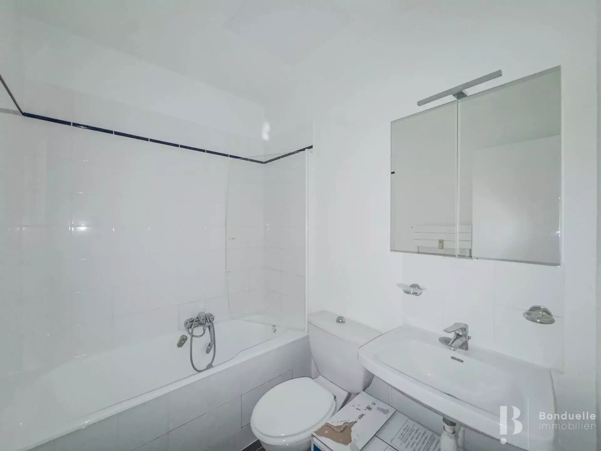 Appartement Rue de la Tour à Paris