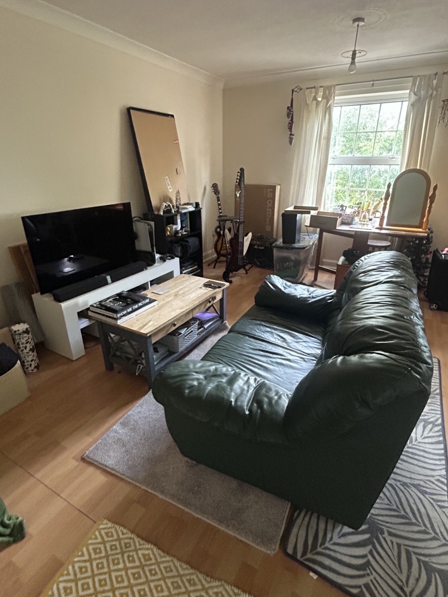 Flat Newbury Court in Gillingham