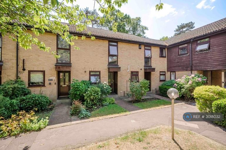 House Inkerman Road in Woking