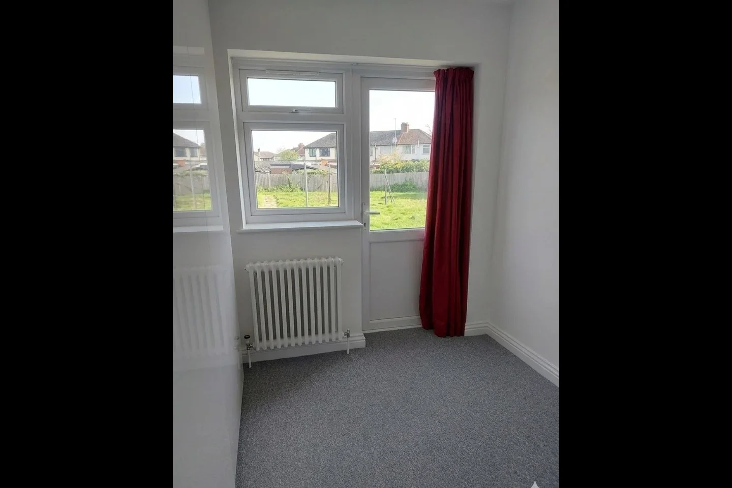 Flat Westleigh Gardens in Greater London