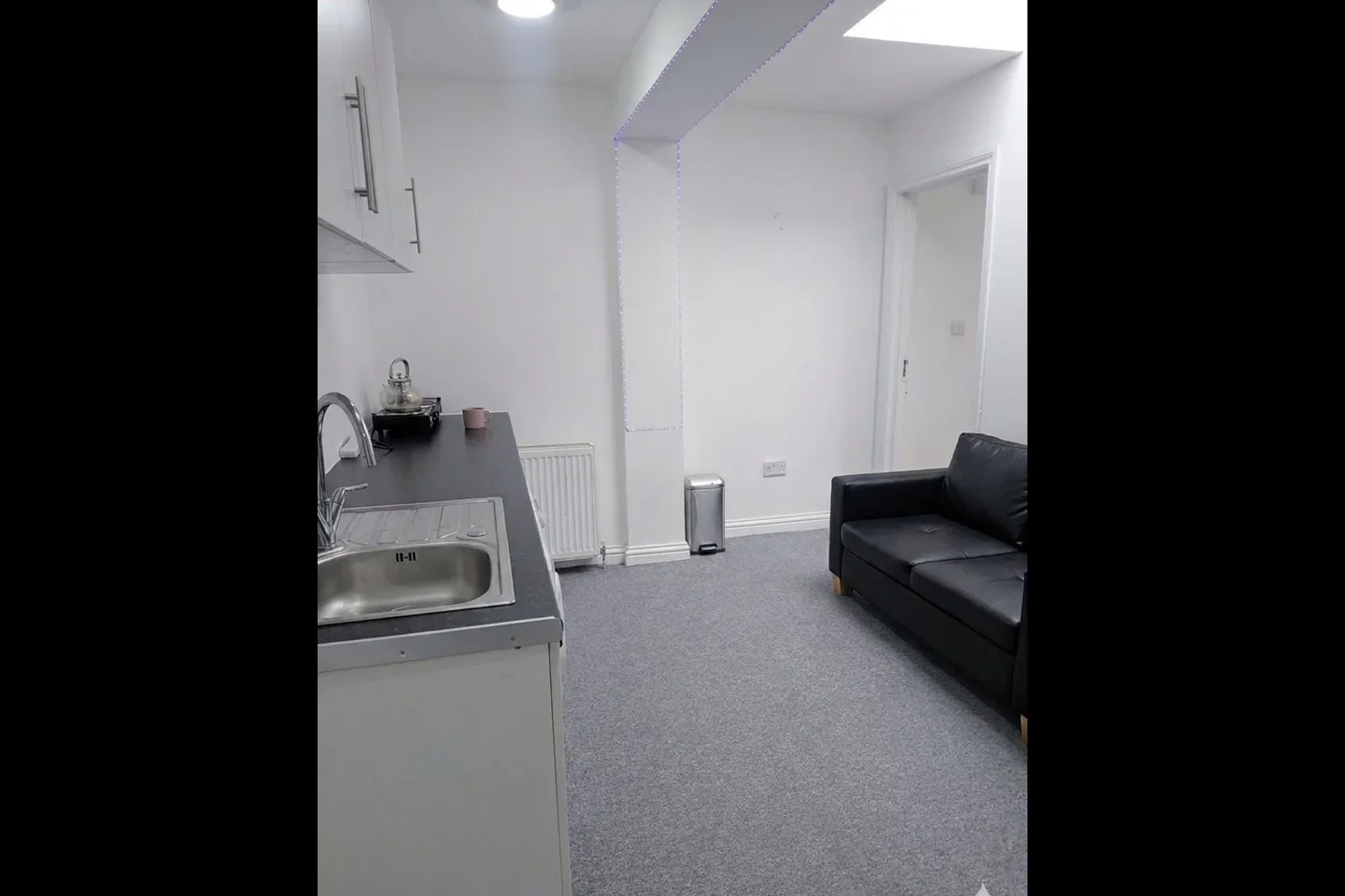 Flat Westleigh Gardens in Greater London