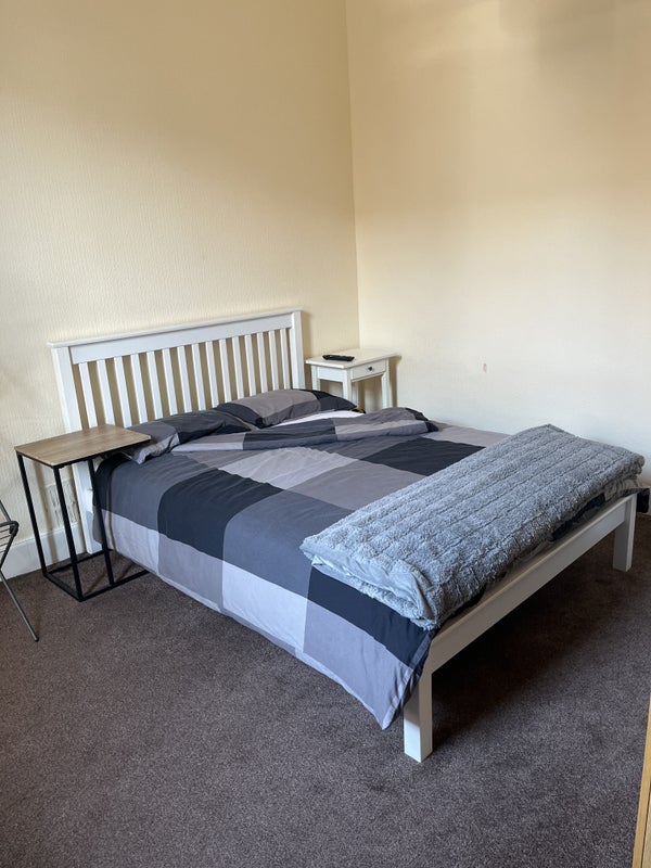 Room Abercorn Place in Winchburgh
