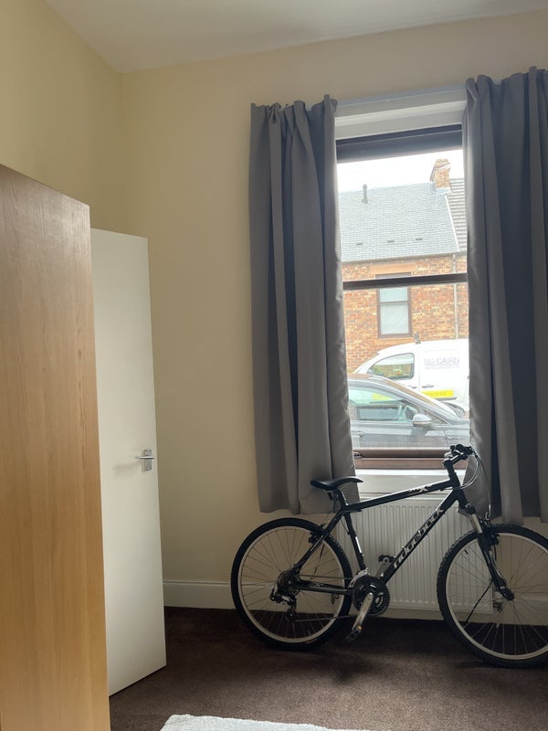 Room Abercorn Place in Winchburgh