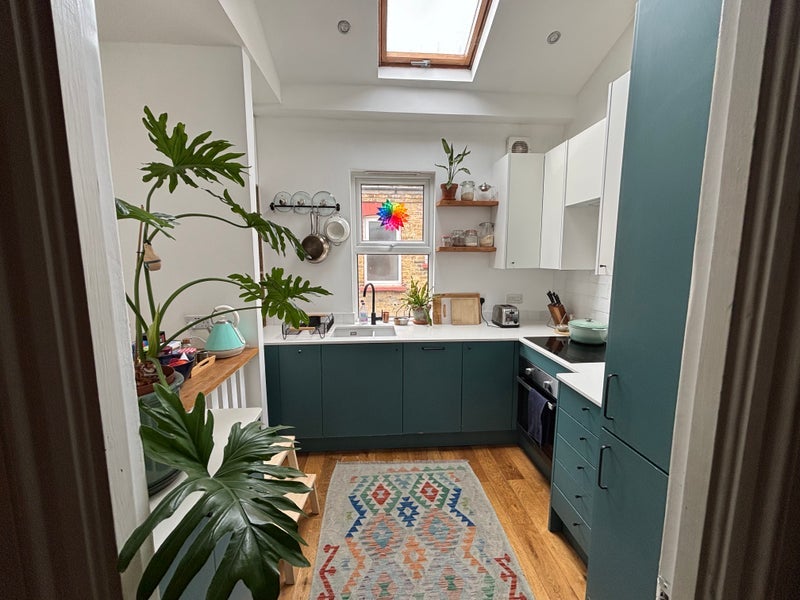 Room Clementina Road in Greater London