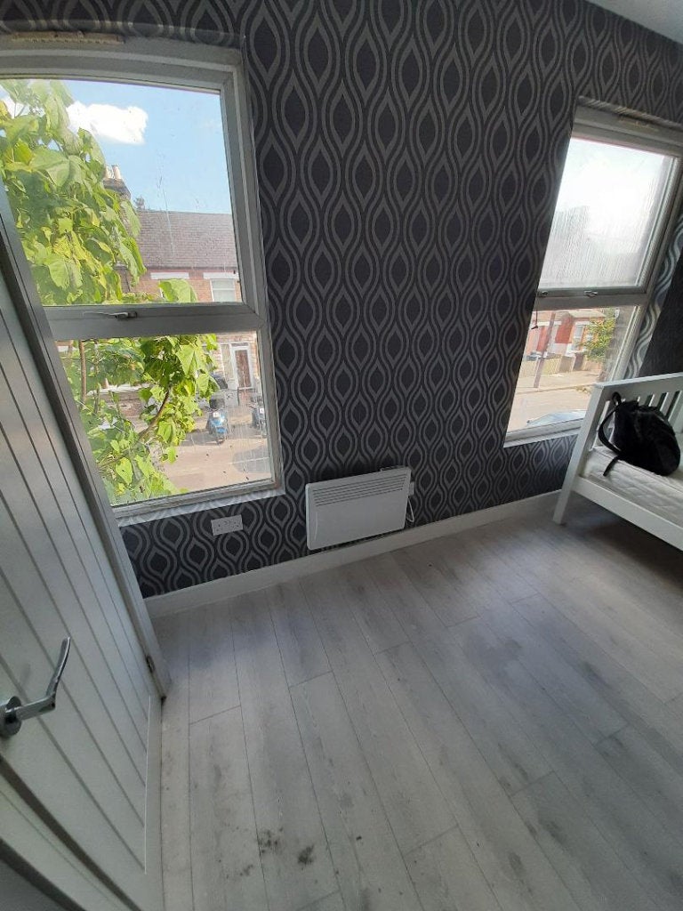 Flat Copley Close in Greater London