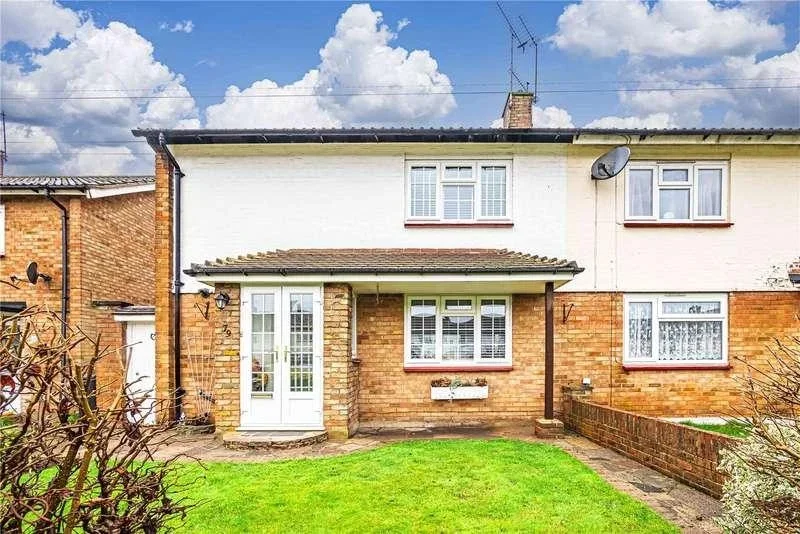 House Fairfolds in Watford