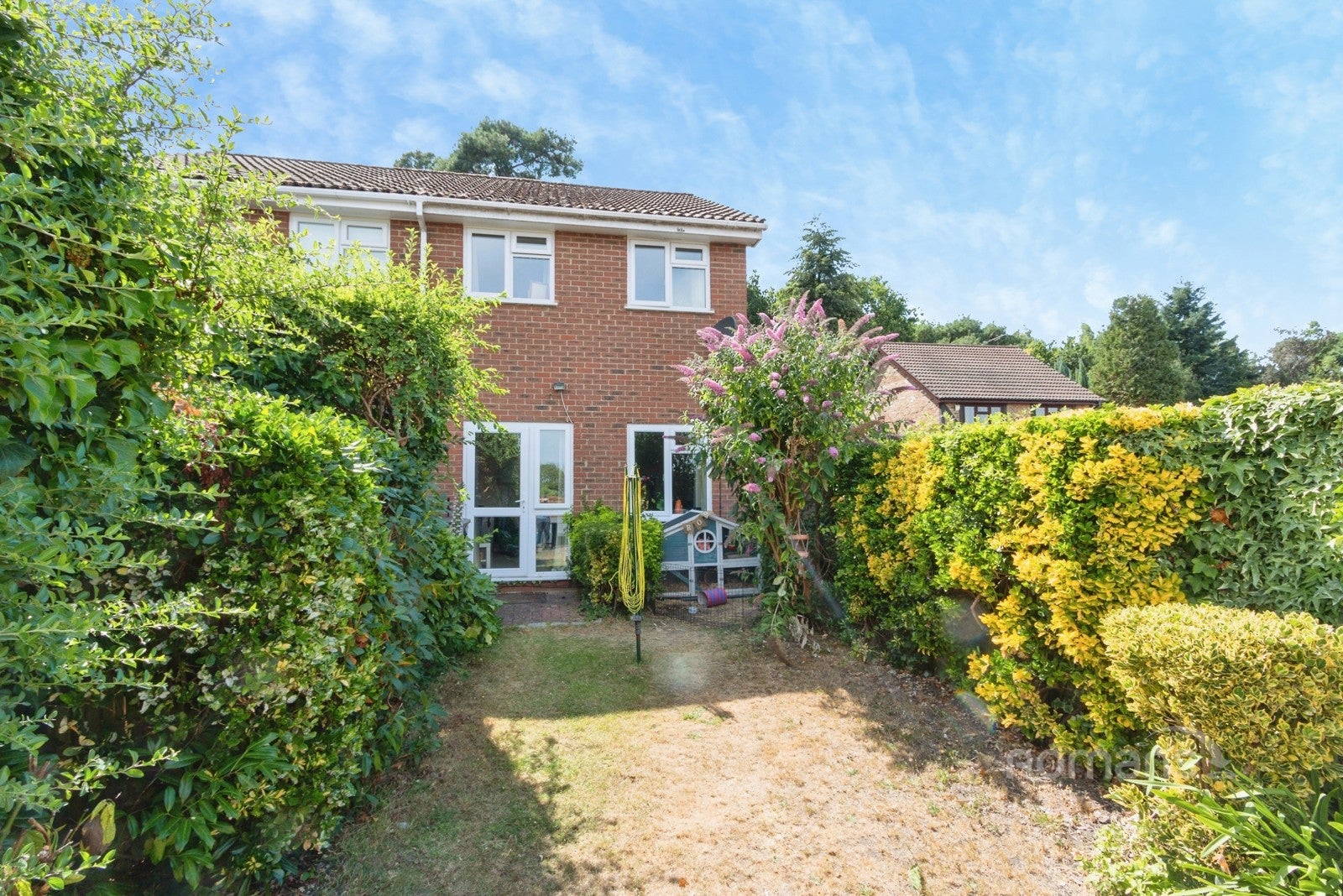House Barnett Lane in Surrey Heath