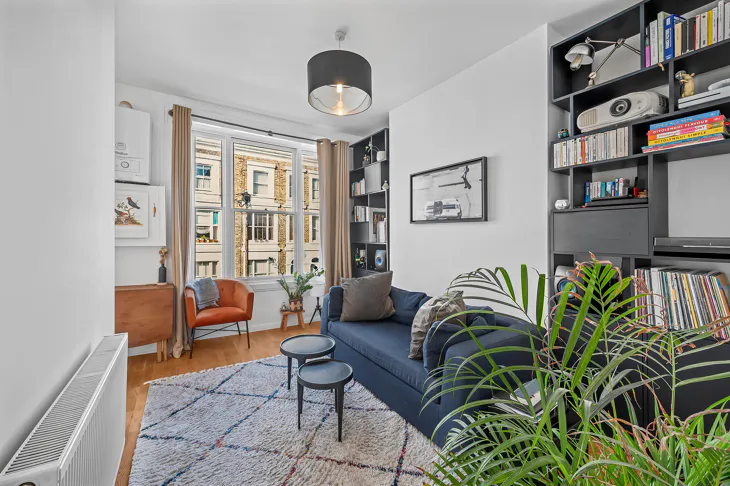 Flat Grantbridge Street in Greater London