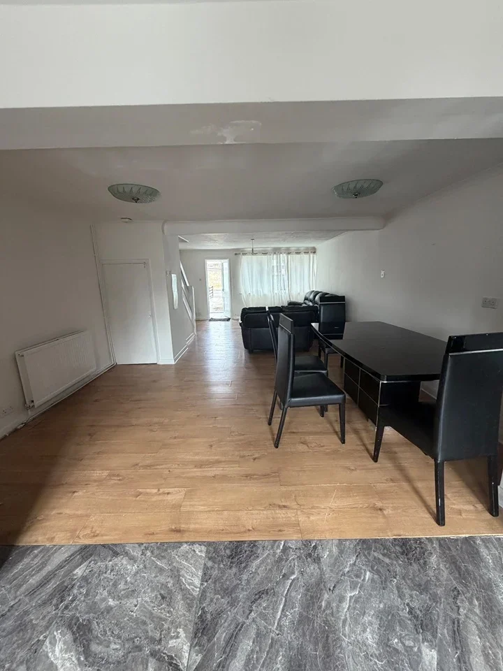 House Channel Close in Greater London