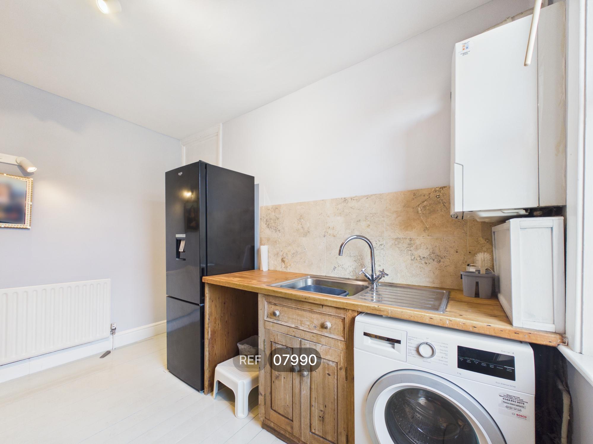 Flat Thorncliffe Rise in Nottingham
