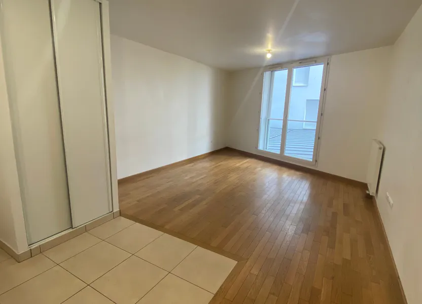 Room Rue du Passeur de Boulogne in Issy-les-Moulineaux