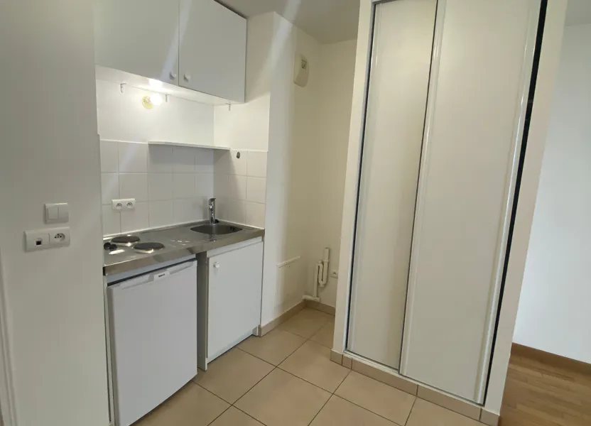 Room Rue du Passeur de Boulogne in Issy-les-Moulineaux