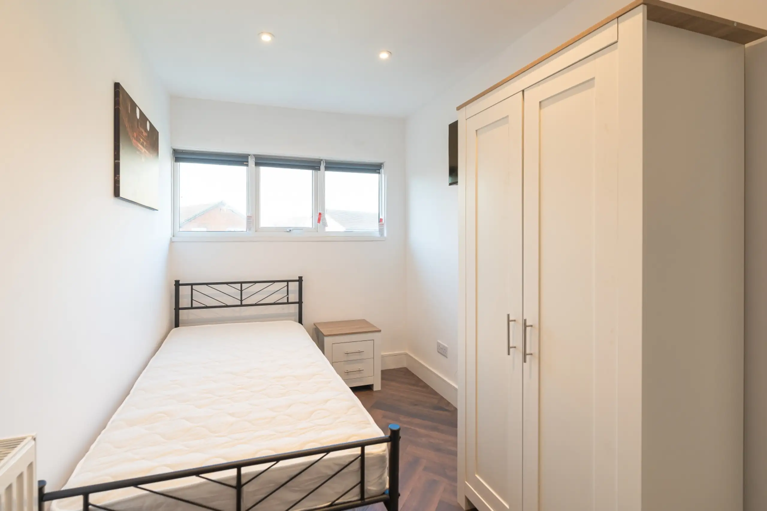 Room Waxes Close in Vale of White Horse