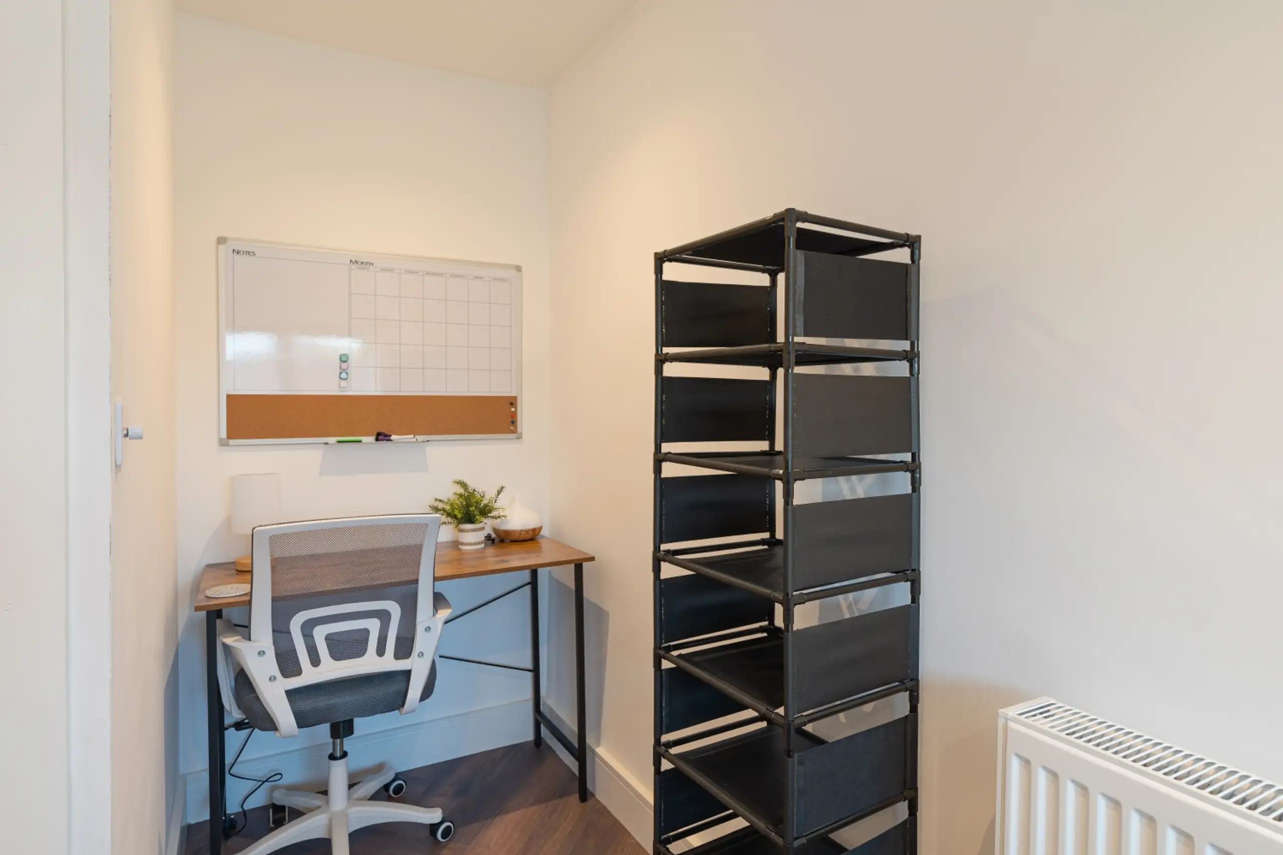Room Waxes Close in Vale of White Horse