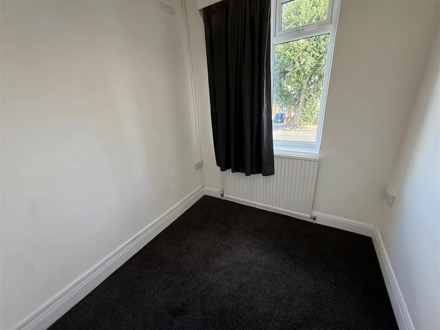 House Kenton Lane in Greater London