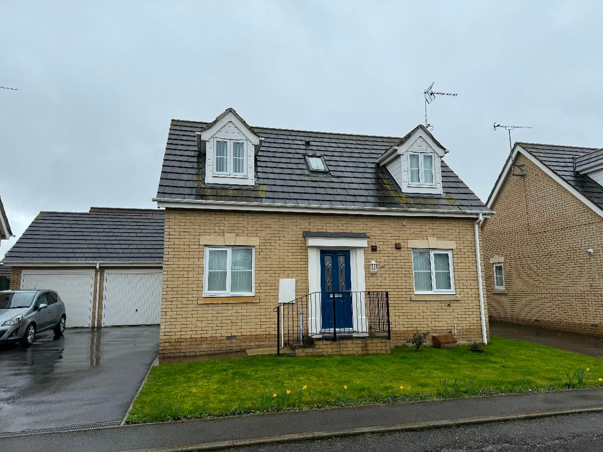 House Cox Close in Fenland District