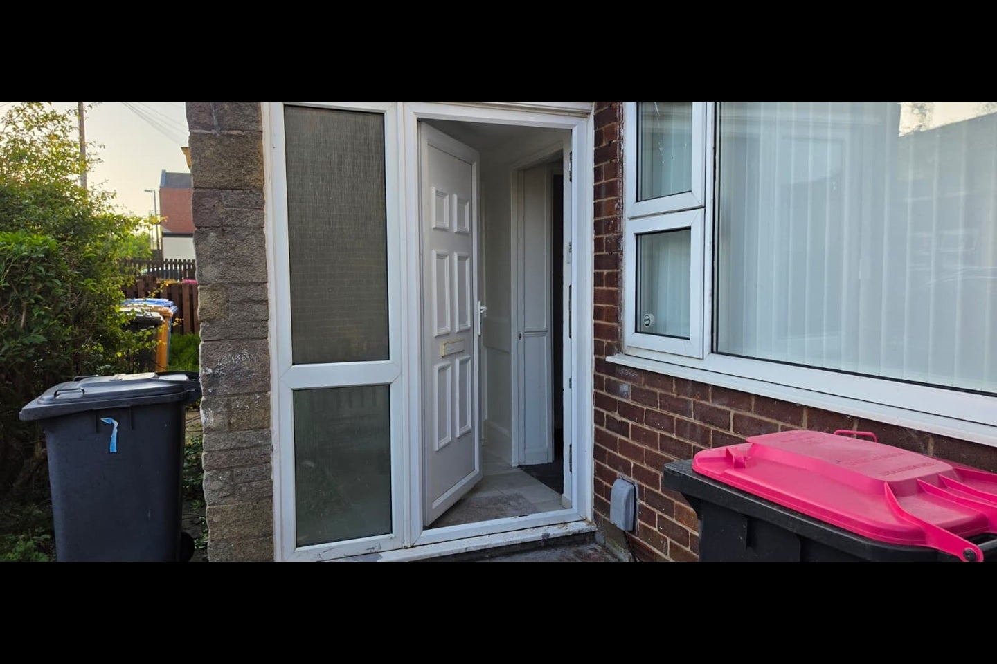 House Falcon Drive in Salford