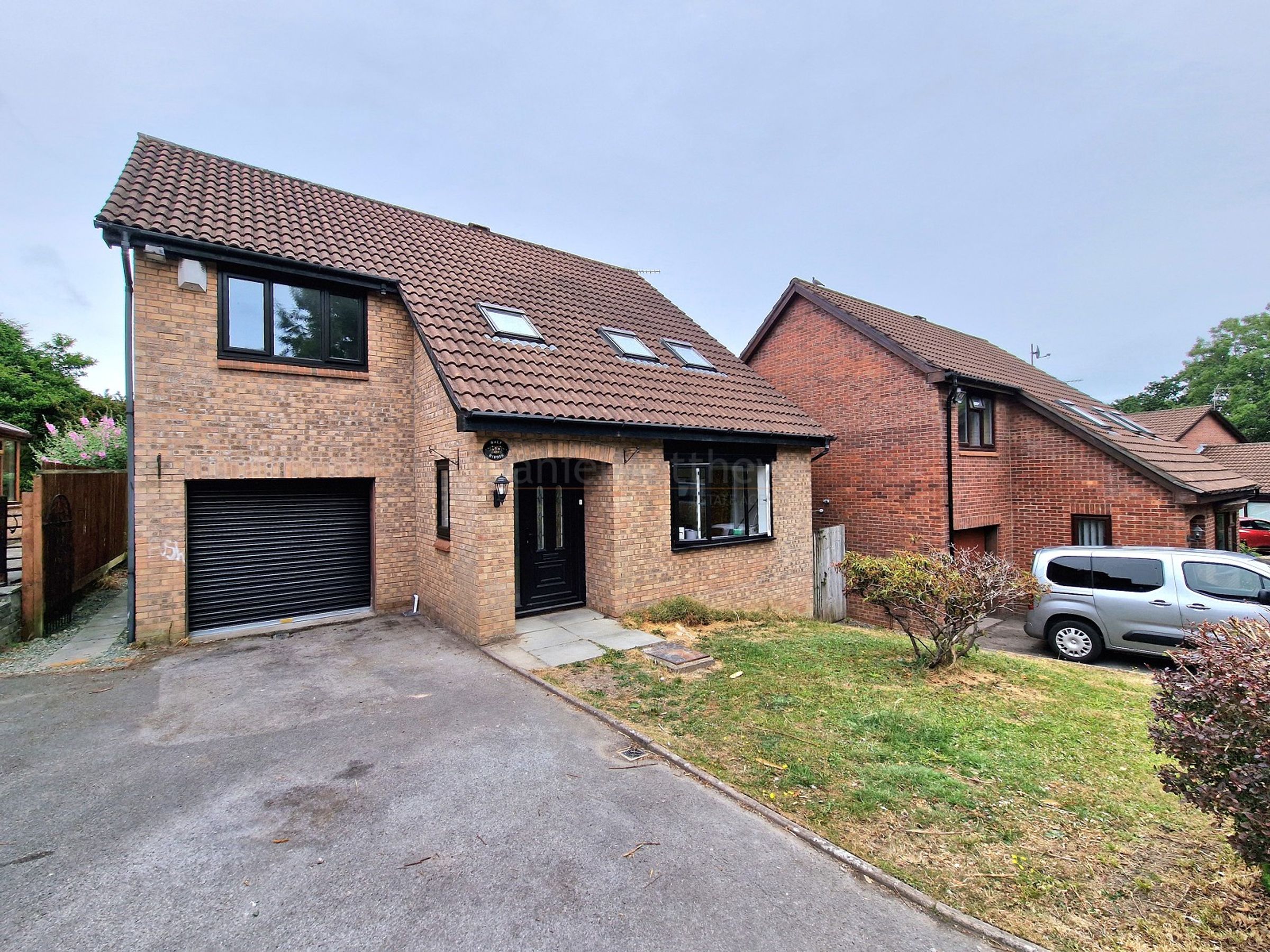 House Raphael Avenue in Coity