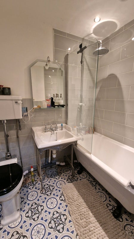 Room Piedmont Road in Greater London