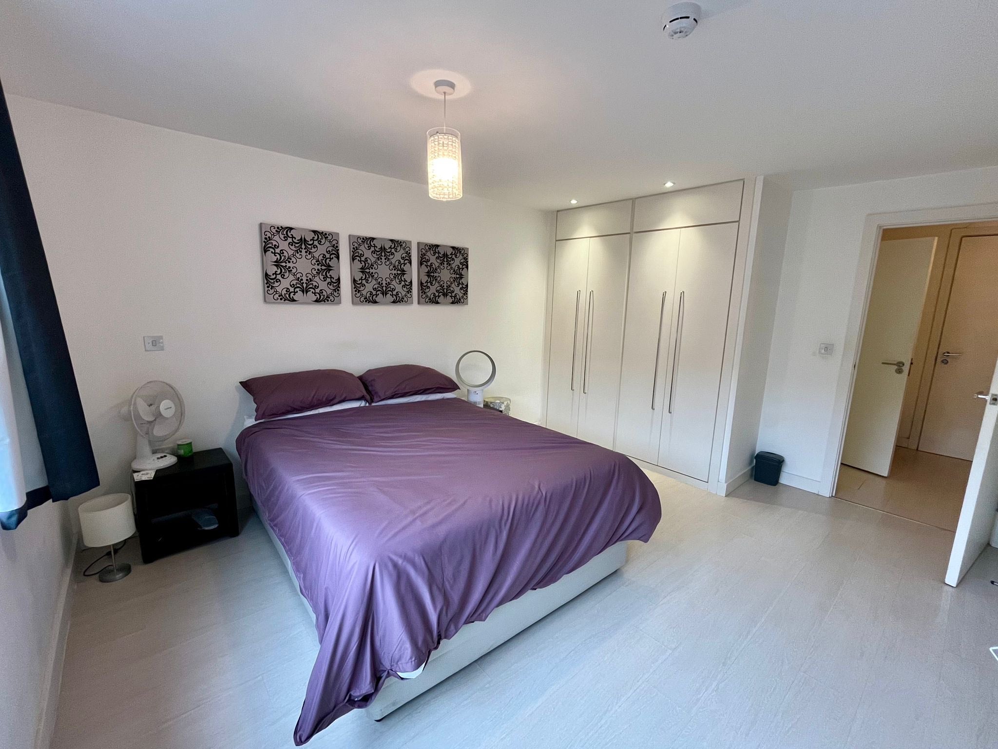 Flat Ingram Street in Leeds