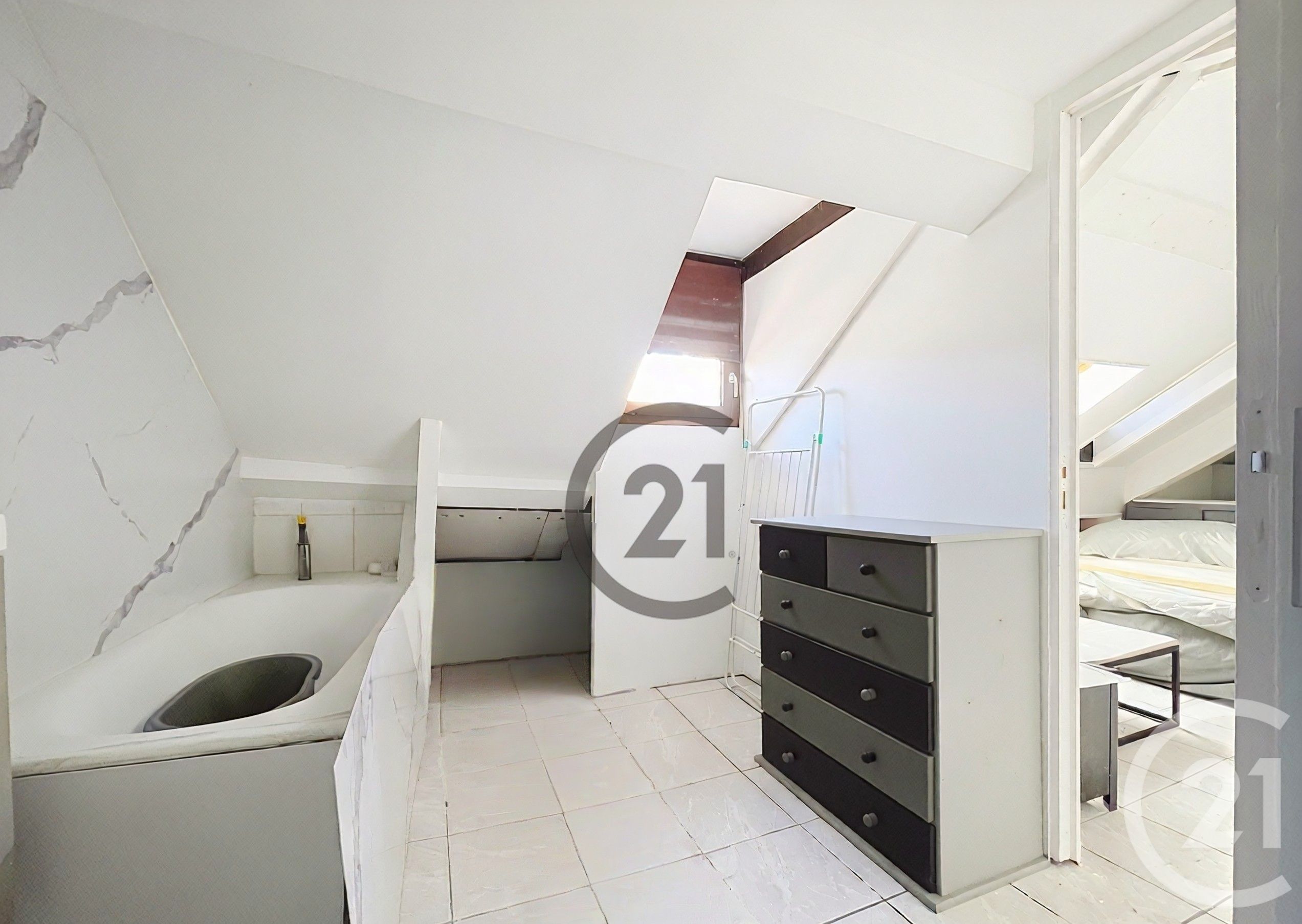 Appartement Place Saint-Jean à Melun