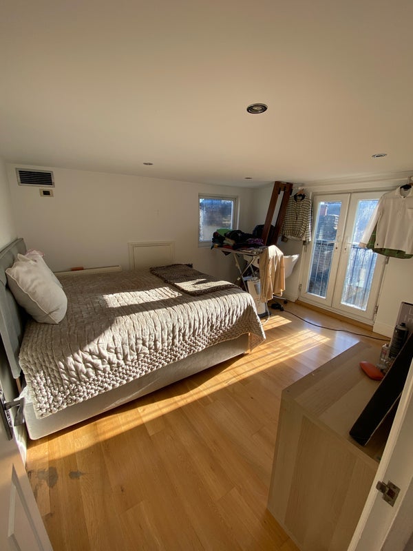 Room Conyer's Road in Greater London
