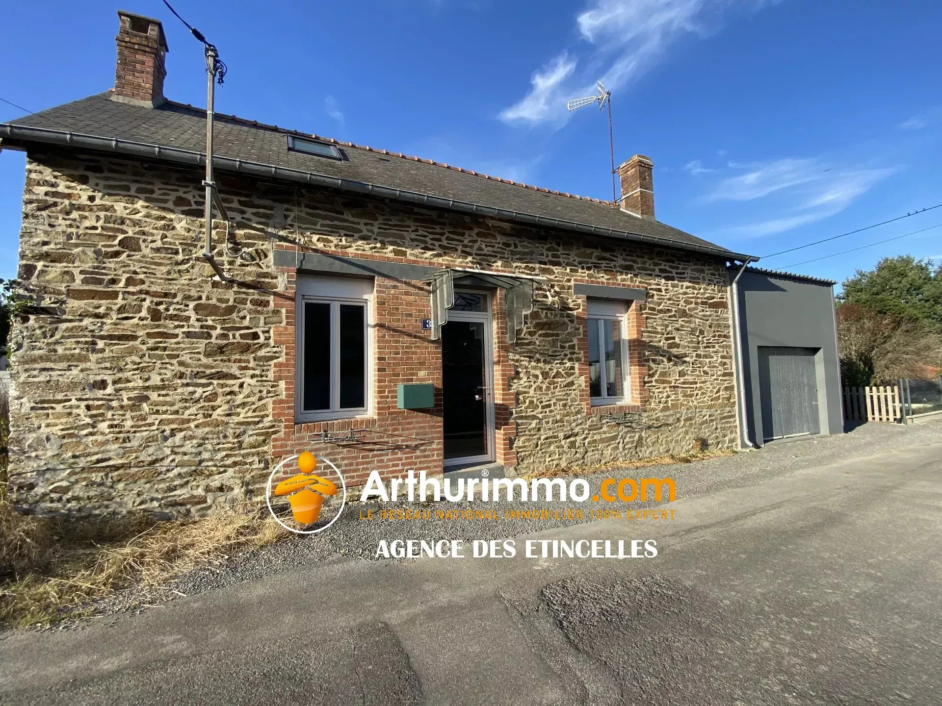 Maison Ligne de Martigné-Ferchaud à Vitré à Moutiers