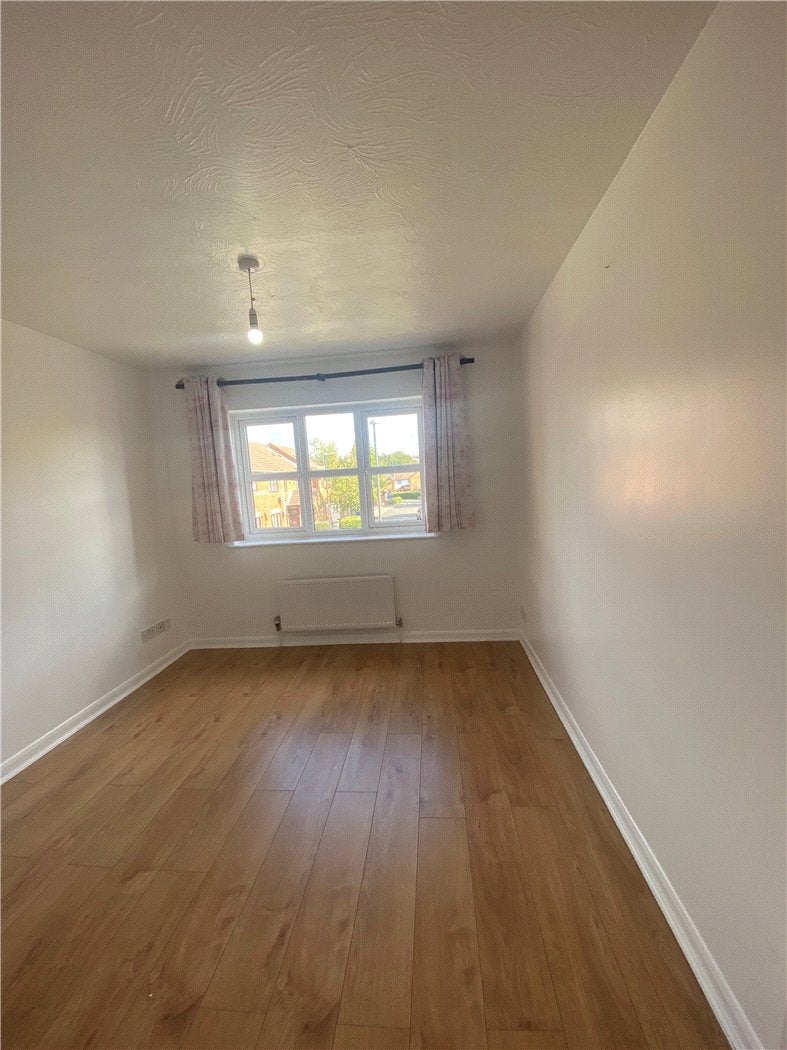 Flat Lime Close in Greater London