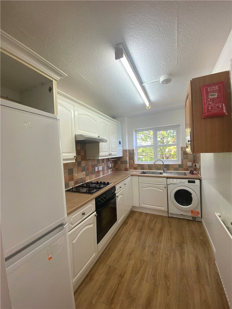 Flat Lime Close in Greater London