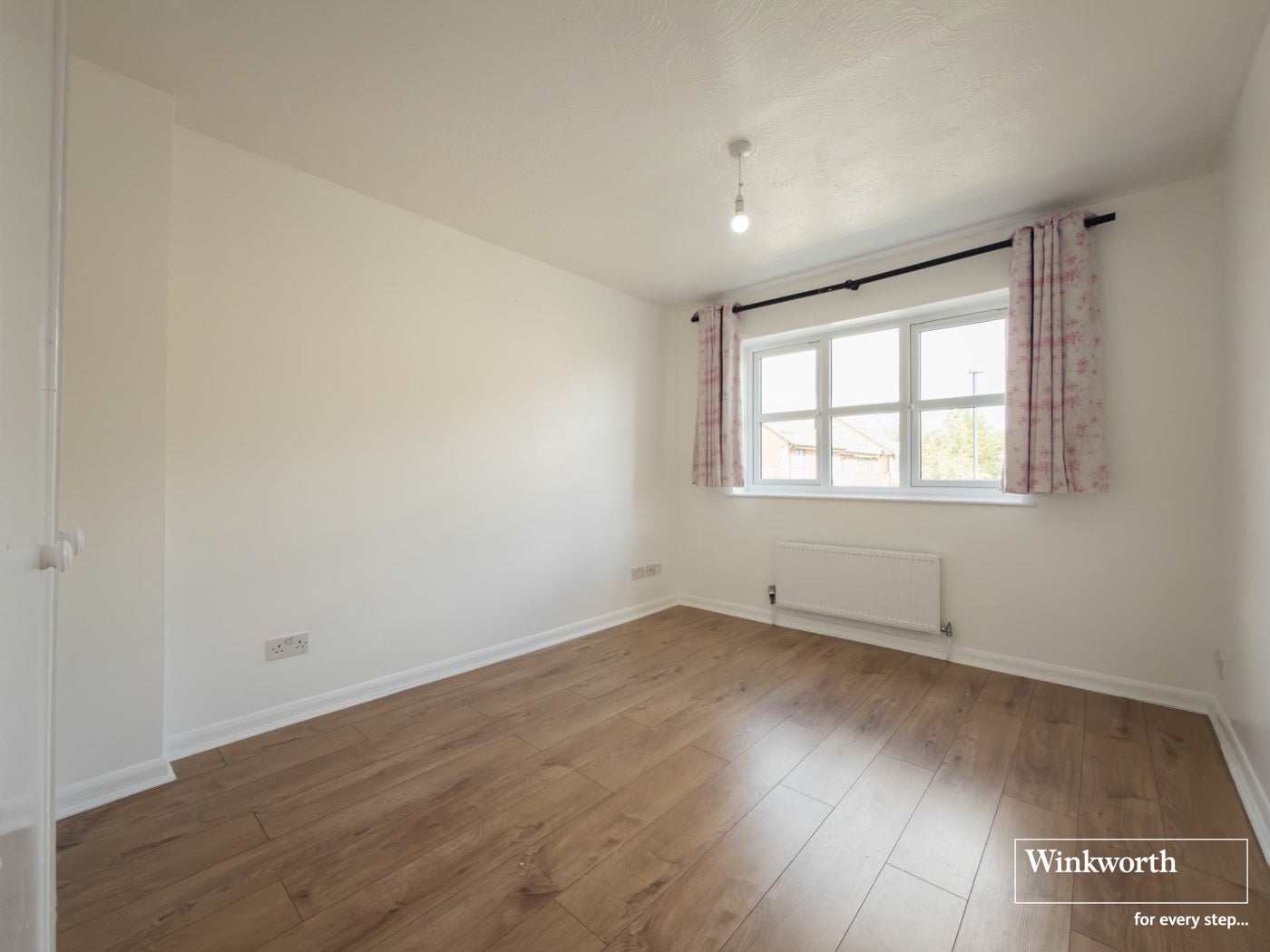 Flat Lime Close in Greater London