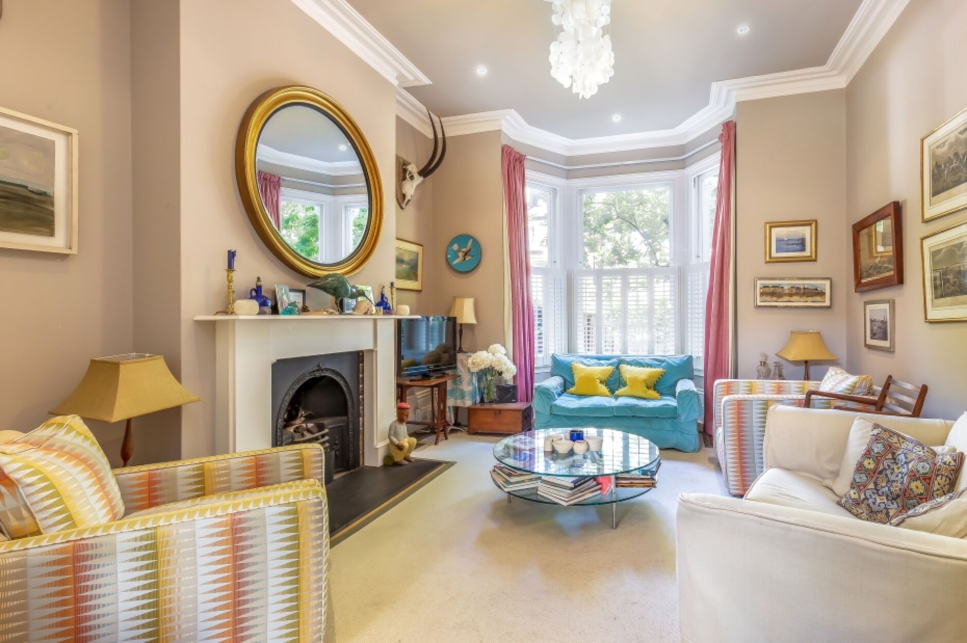 House Hammersmith Grove in Greater London