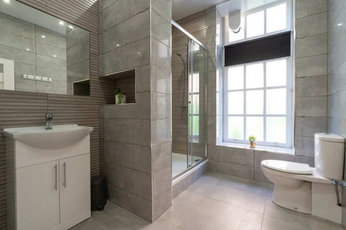 Flat Eskdale Terrace in Newcastle upon Tyne