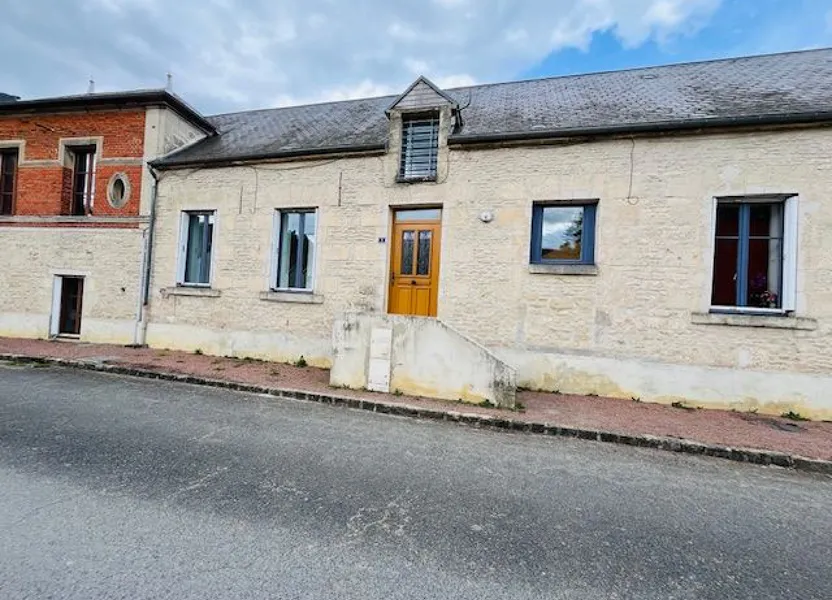 Maison Rue du Château à Festieux