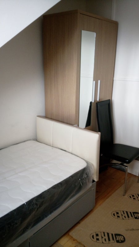 Room Dunbar Street in Greater London