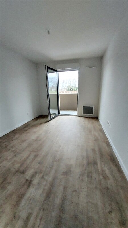 Flat Avenue Charles Deperet in Perpignan