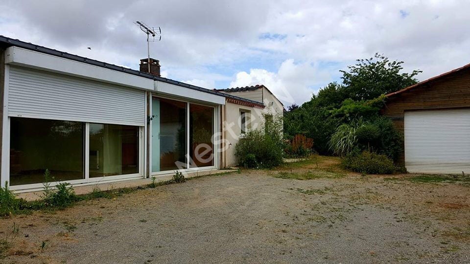 House Rue de Pornic in Port-Saint-Père