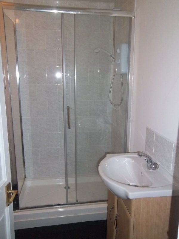 Room Cuin Road in Sandwell