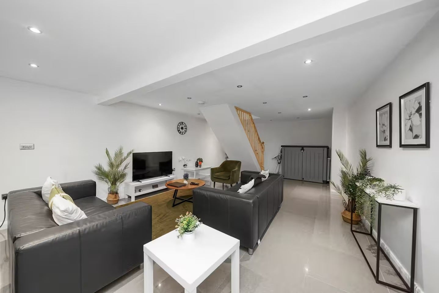 House Landor Road in Greater London
