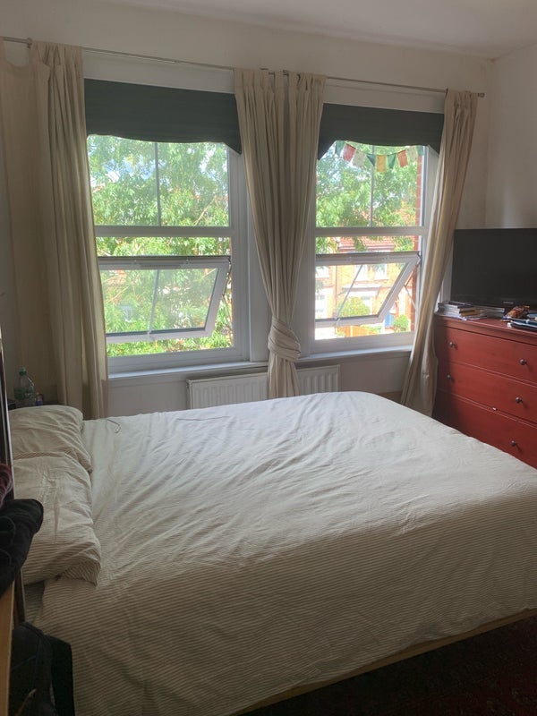 Room Adamsrill Road in Greater London