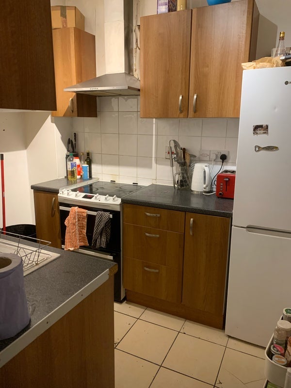 Room Adamsrill Road in Greater London