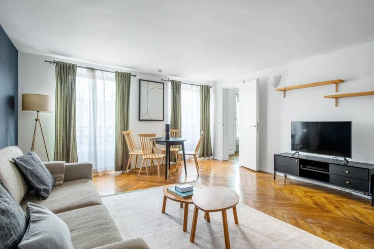 Flat Boulevard Saint-Germain in Paris