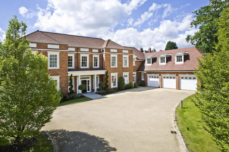 House Nuns Walk in Borough of Runnymede